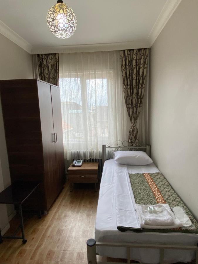 Ferah Otel Istanbul Exterior photo